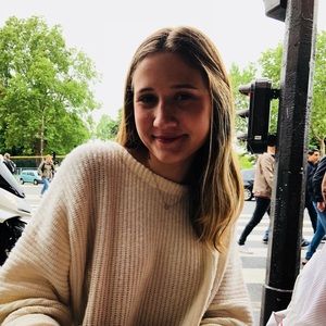 Meet your Posher, Sarah